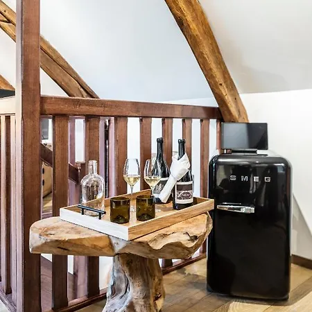 La Maison Du Corsaire Et Les Ateliers - Deux Adresses A Bed & Breakfast