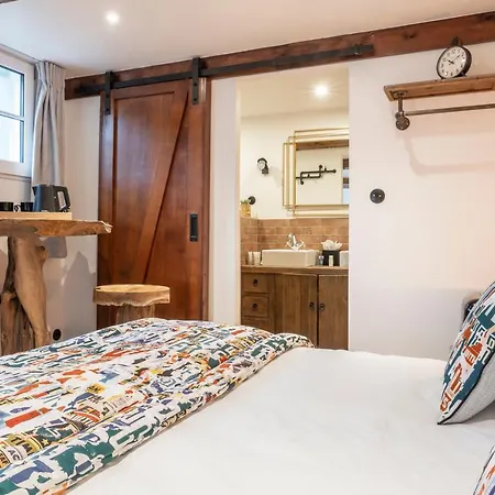 La Maison Du Corsaire Et Les Ateliers - Deux Adresses A Bed & Breakfast Honfleur