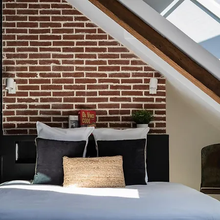 Bed & Breakfast La Maison Du Corsaire Et Les Ateliers Honfleur