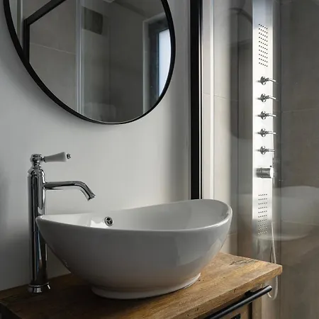 Bed & Breakfast La Maison Du Corsaire Et Les Ateliers Honfleur