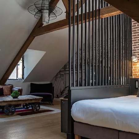 La Maison Du Corsaire Et Les Ateliers Bed & Breakfast 4*